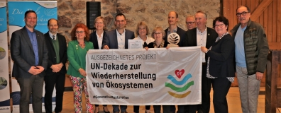 BfN-Präsidentin Sabine Riewenherm mit den Verantwortlichen des Projekts und Ehrengästen